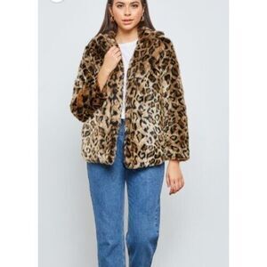 Forever 21 Women's Faux Fur Animal Print Coat Jacket Size M NWT!!